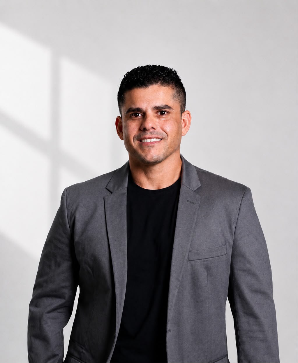 Vinícius Lima, contador na Opinião Contadores, especializado em soluções contábeis e tributárias para empresas.